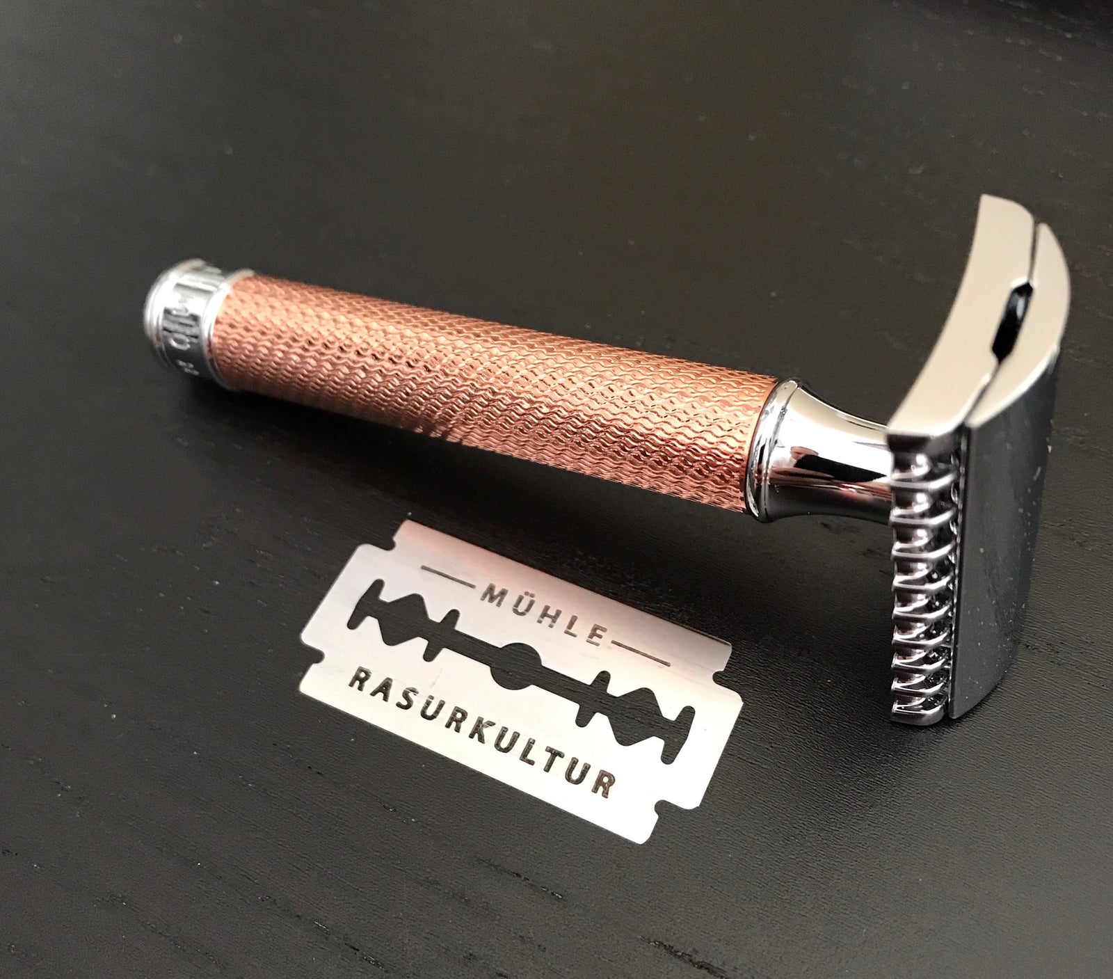 What is Wet Shaving and Why Should You Do It?