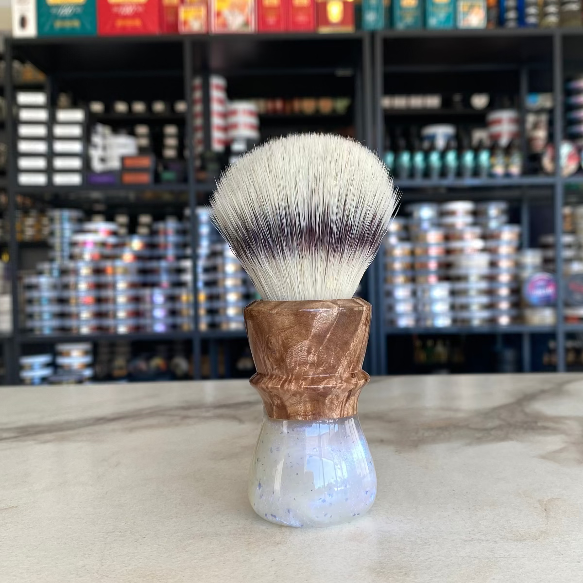 AKA Brushworx Pearlesque AK9 Bulb Synthetic Knot Hybrid Handle Shaving Brush 26mm