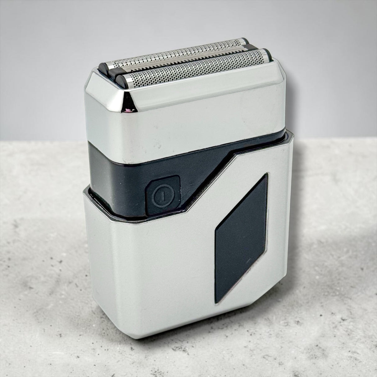 ElecTrym Triple Foil Head Portable Electric Shaver