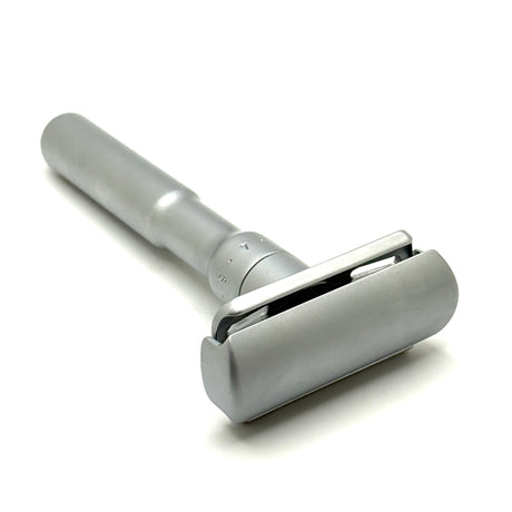 Pre-Owned Merkur Futur Matte Chrome Adjustable Double Edge Safety Razor