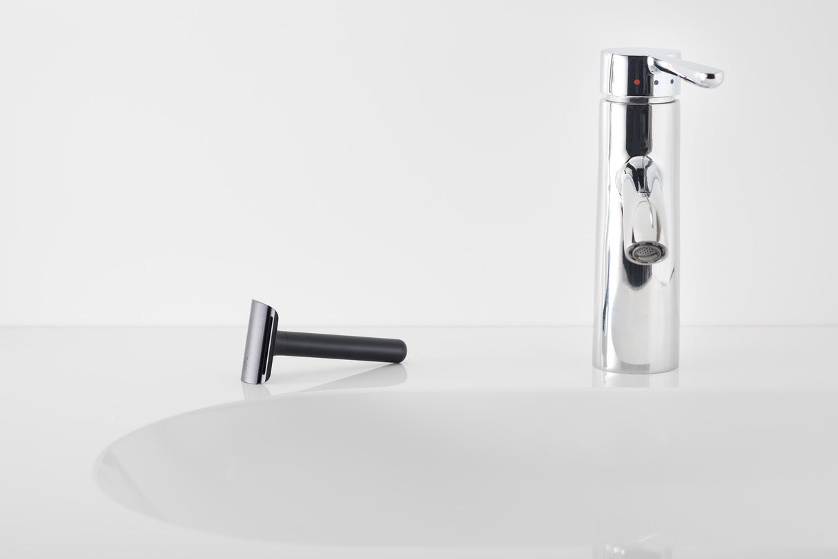 Hone - Type 15a Safety Razor - Black Aluminum