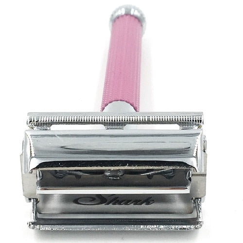The 29L safety razor in lavender is designed for women. The long, thin decorative handle is excellent for women who prefer a double edge safety razor. It is highly textured, which makes shaving in the shower with wet soapy hands a breeze. With its traditional butterfly twist-to-open design, when used with a quality blade, it will deliver a smooth and comfortable shave every time!