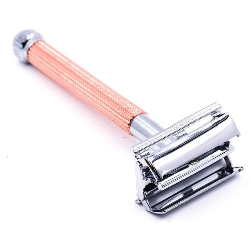 The 29L safety razor with its classy rose gold handle is designed for both men and women. The long, thin handle is excellent for women who prefer a double edge safety razor or men who prefer thinner handles. It is highly textured which makes shaving in the shower with wet soapy hands a breeze. With its traditional butterfly twist-to-open design, when used with a quality blade, it will deliver a smooth and comfortable shave every time!