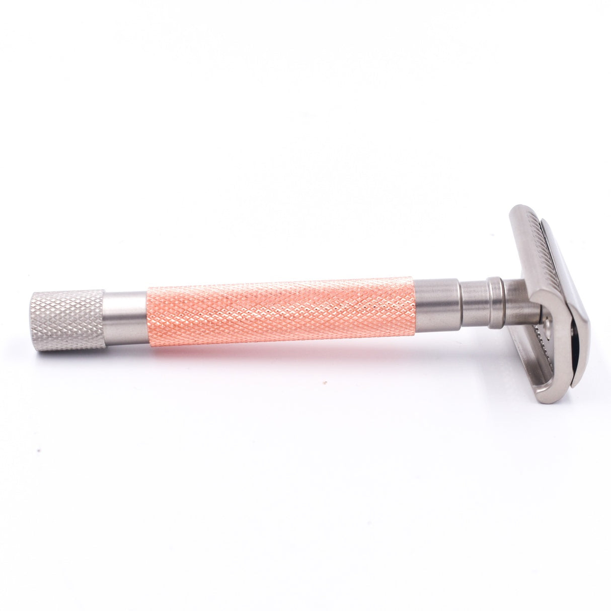 The Parker "Semi-Slant" double edge safety razor has the advantages of a slant bar razor (more cutting surface on each whisker due to the blade angle) without the aggressiveness and dramatic blade exposure associated with other slant razors. This razor delivers an incredibly close and comfortable shave.