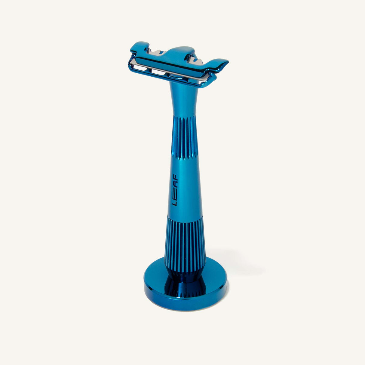 The Leaf Razor - Berryblue - Twig Razor Stand
