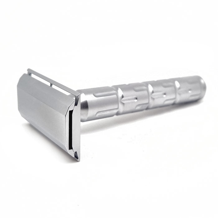 GoodFellas Smile - Syntesi - Stainless Steel Closed Comb Safety Razor