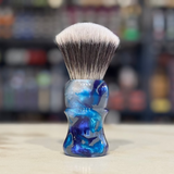 Never Alone 5 - #43 - 26mm Synthetic AK7 Fan Knot - Resin Handle Shaving Brush