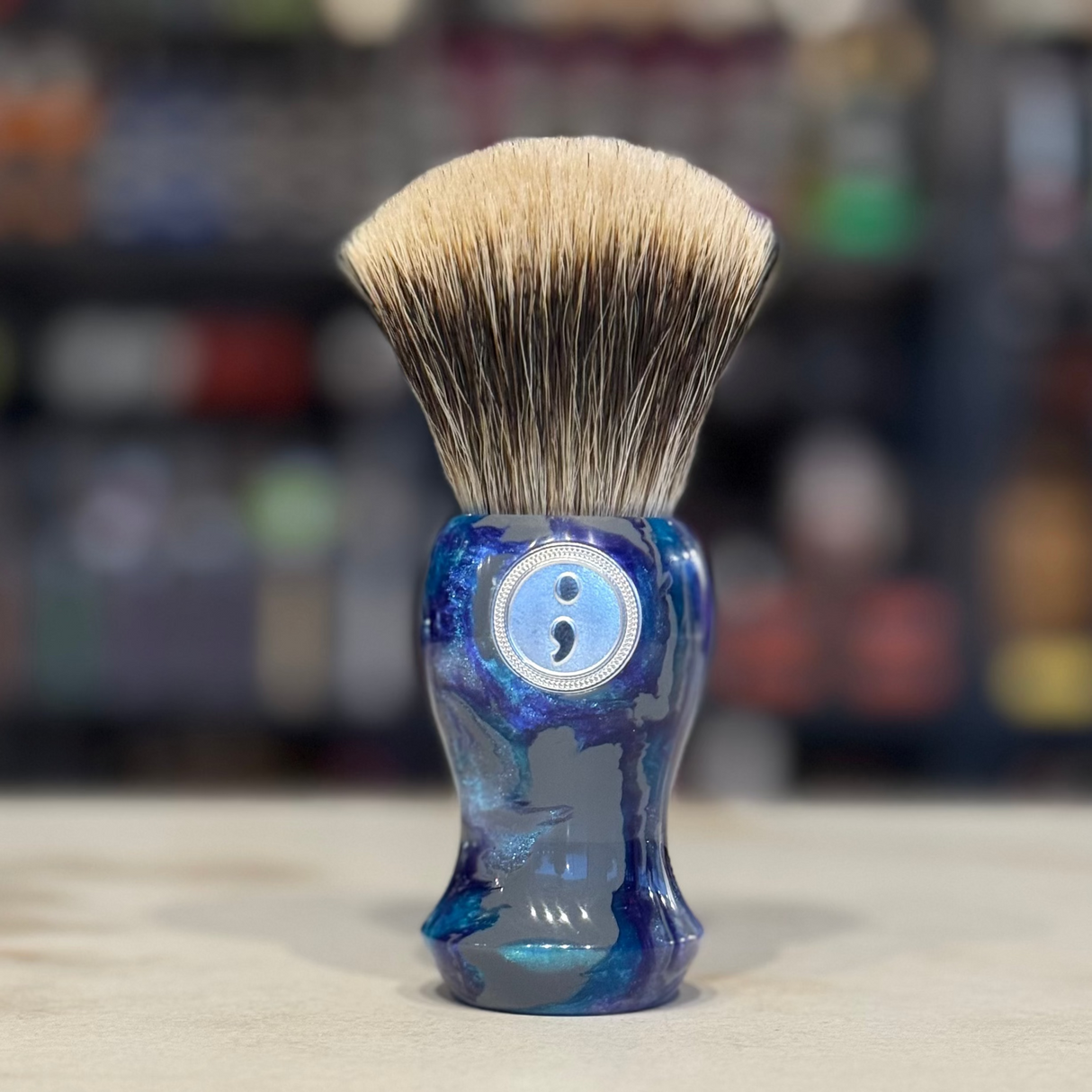 Never Alone 5 - #48 - 26mm Doughknot Badger Fan Knot - Resin Handle Shaving Brush