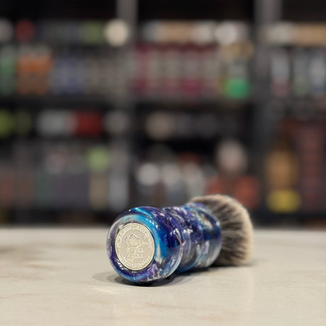 Never Alone 5 - #75 - 26mm AK7/Doughknot Hybrid Knot - Resin Handle Shaving Brush