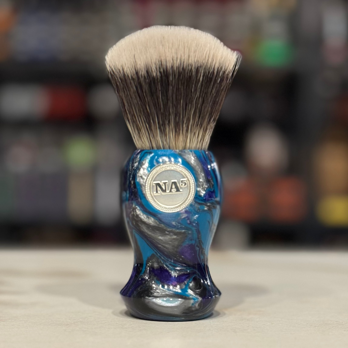 Never Alone 5 - #99 - 26mm AK7 Fan Knot - Resin Handle Shaving Brush