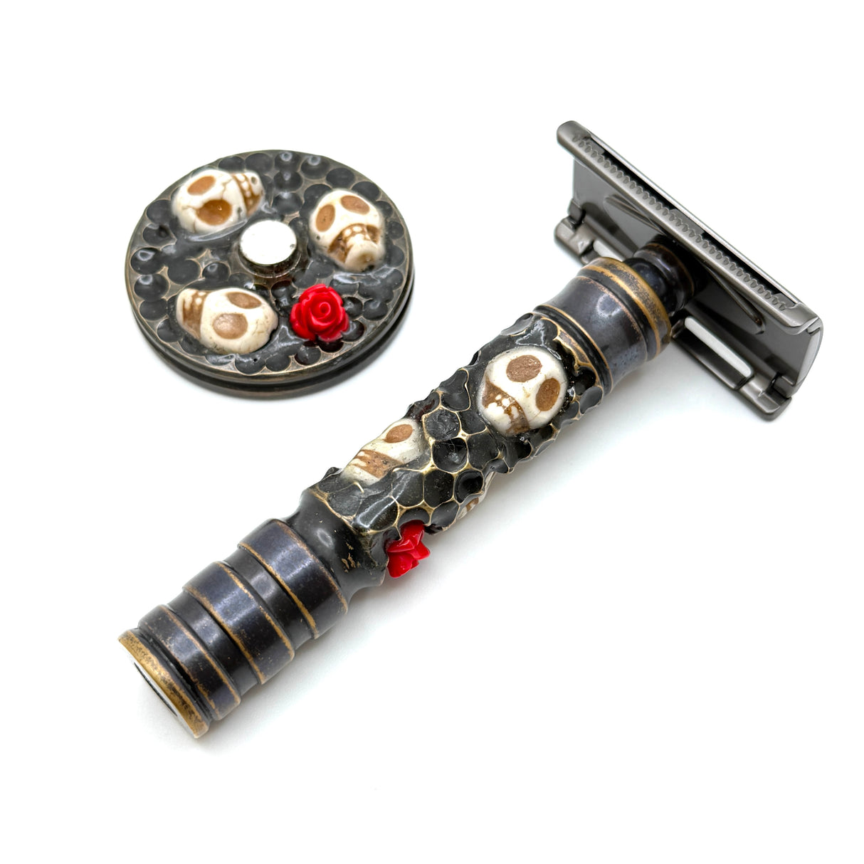 RG Shave Designs Magnetized Skull Design Safety Razor