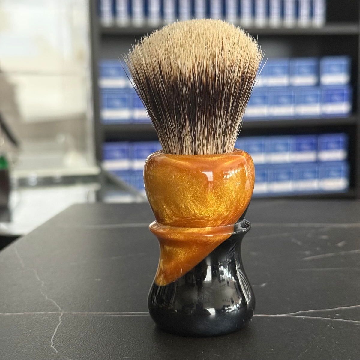 Never Alone 6 #114 26mm Doughknot Knot Resin Handle Shaving Brush