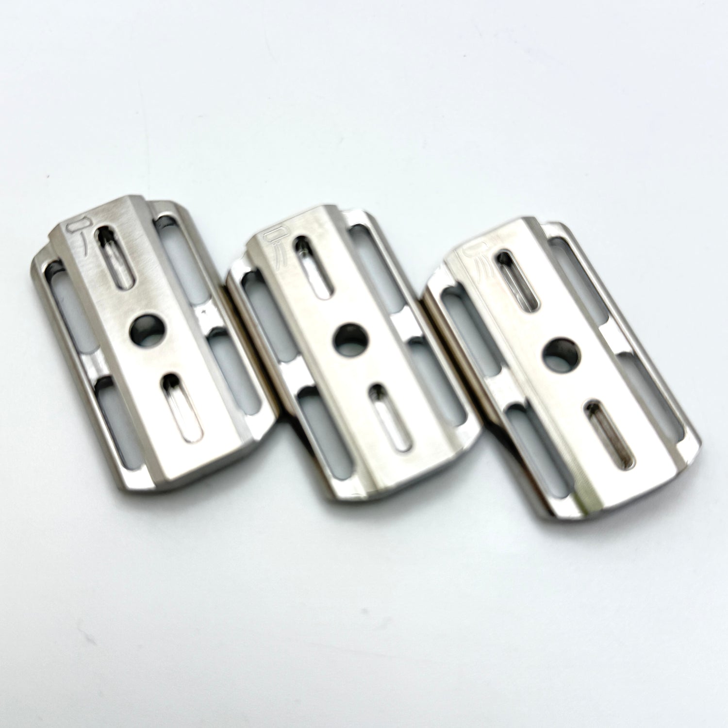 OliWorks M3TEORITE Aluminum Safety Razor Blue | Lightweight DE Razor ...