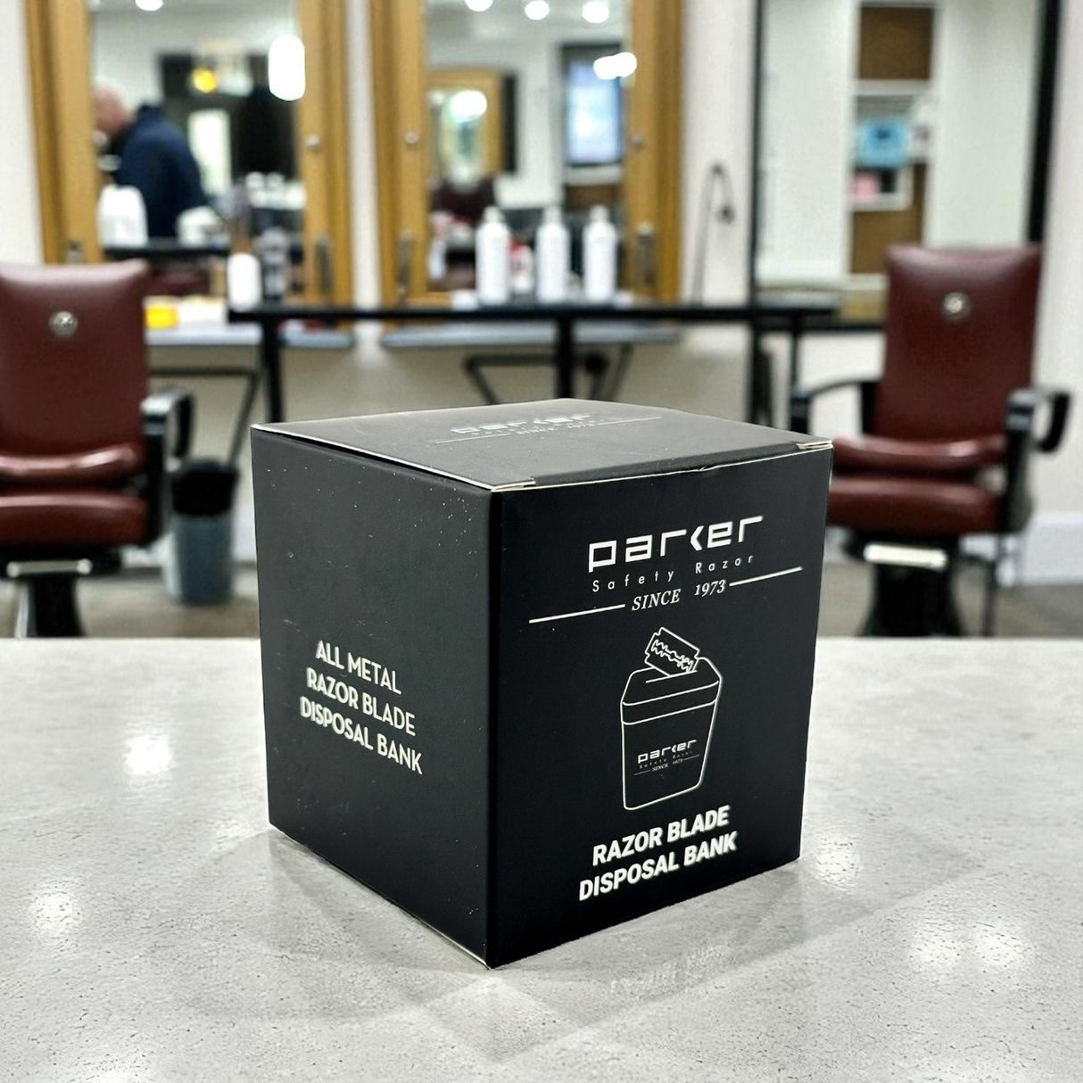 Parker Double Edge Razor Blade Bank Holds 300 Blades