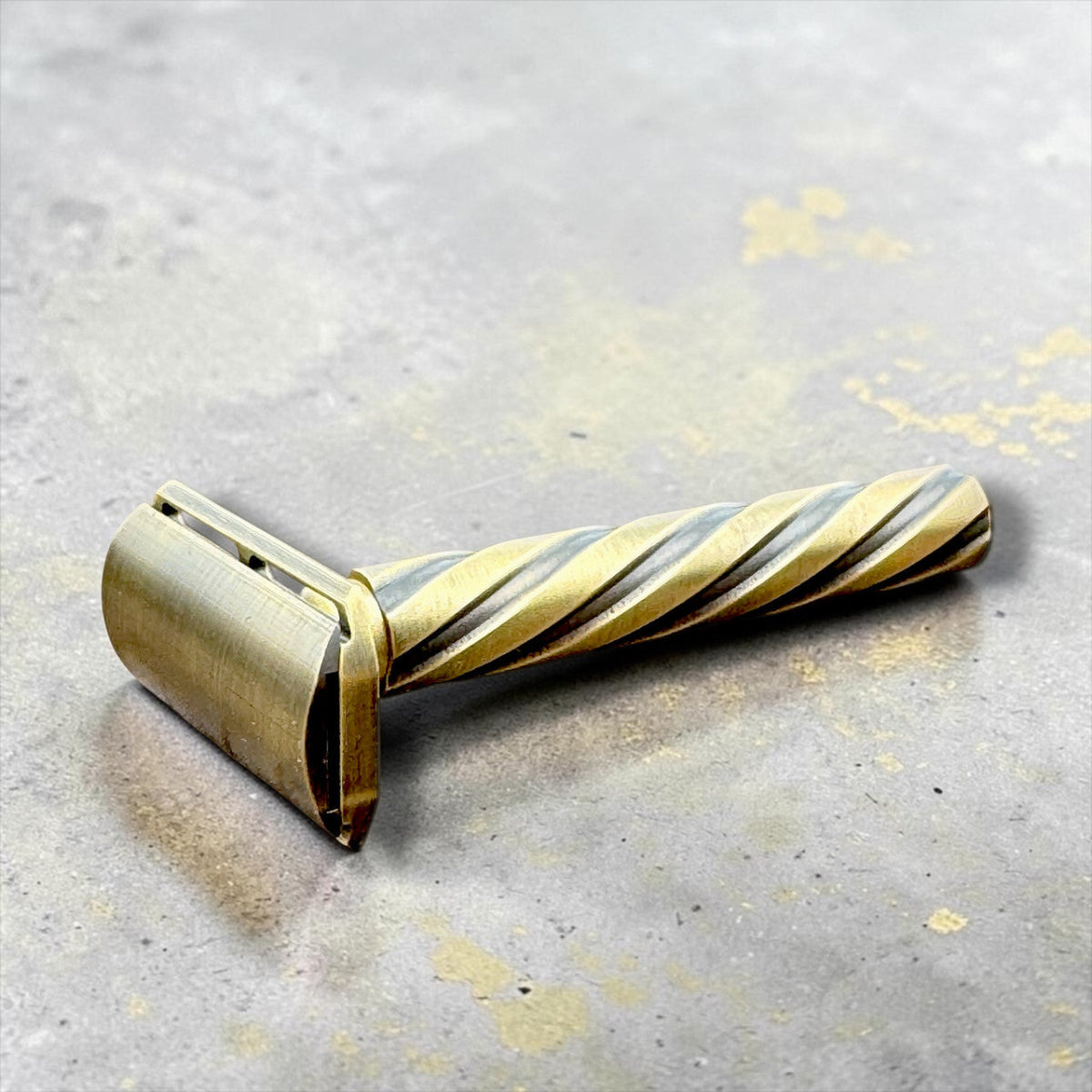 Parker Flight All Brass Double Edge Safety Razor | The Razor Company