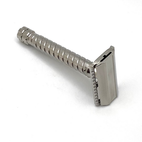 Pre-Owned Aylsworth Drakkant Double Edge Safety Razor