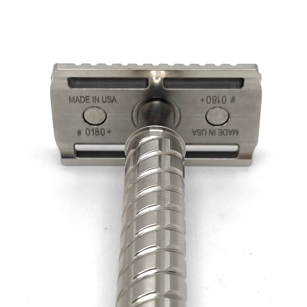 Pre-Owned Aylsworth Drakkant Double Edge Safety Razor