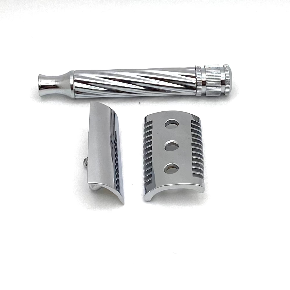 Pre-Owned - Fatip - Slant Open Comb Safety Razor Lo Storto Made in Italy - 42138