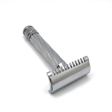 Pre-Owned - Fatip - Slant Open Comb Safety Razor Lo Storto Made in Italy - 42138
