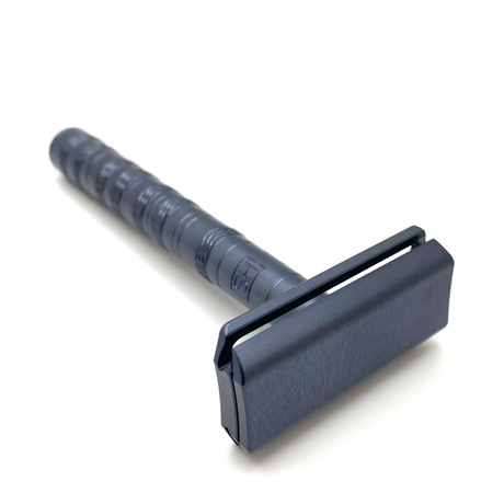 Pre-Owned Henson Shaving +++ Aggressive Gray New Beveled Edge Aluminum AL13 Double Edge Safety Razor