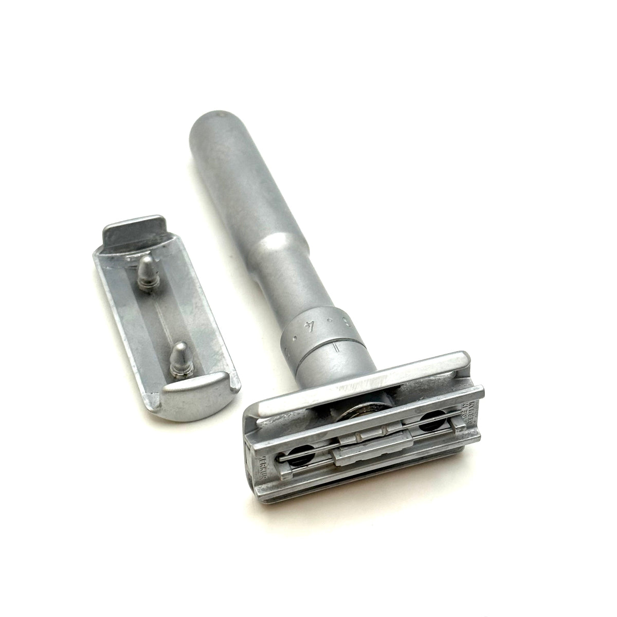 Pre-Owned Merkur Futur Matte Chrome Adjustable Double Edge Safety Razor