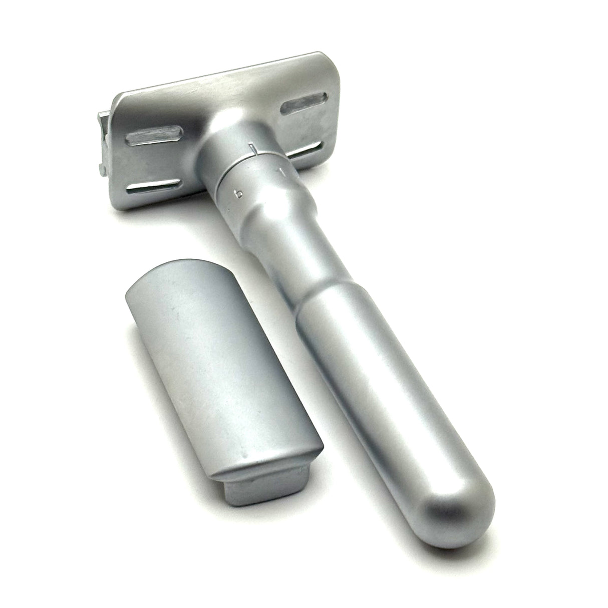 Pre-Owned Merkur Futur Matte Chrome Adjustable Double Edge Safety Razor