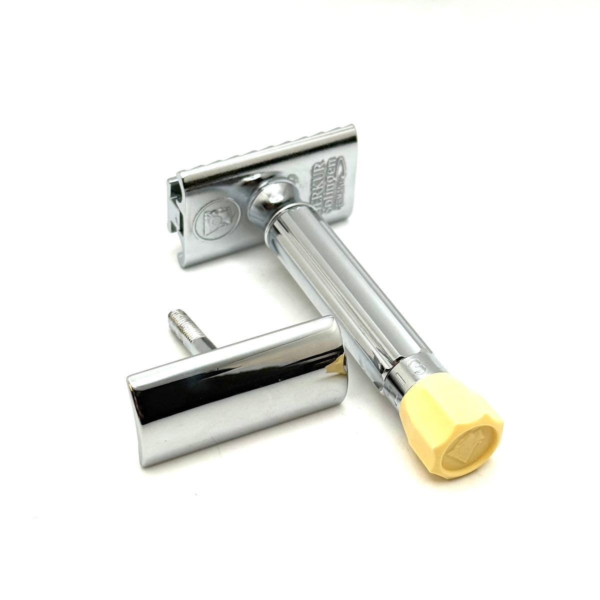 Pre-Owned - Merkur Progress Short Handle Double EdgeSafety Razor