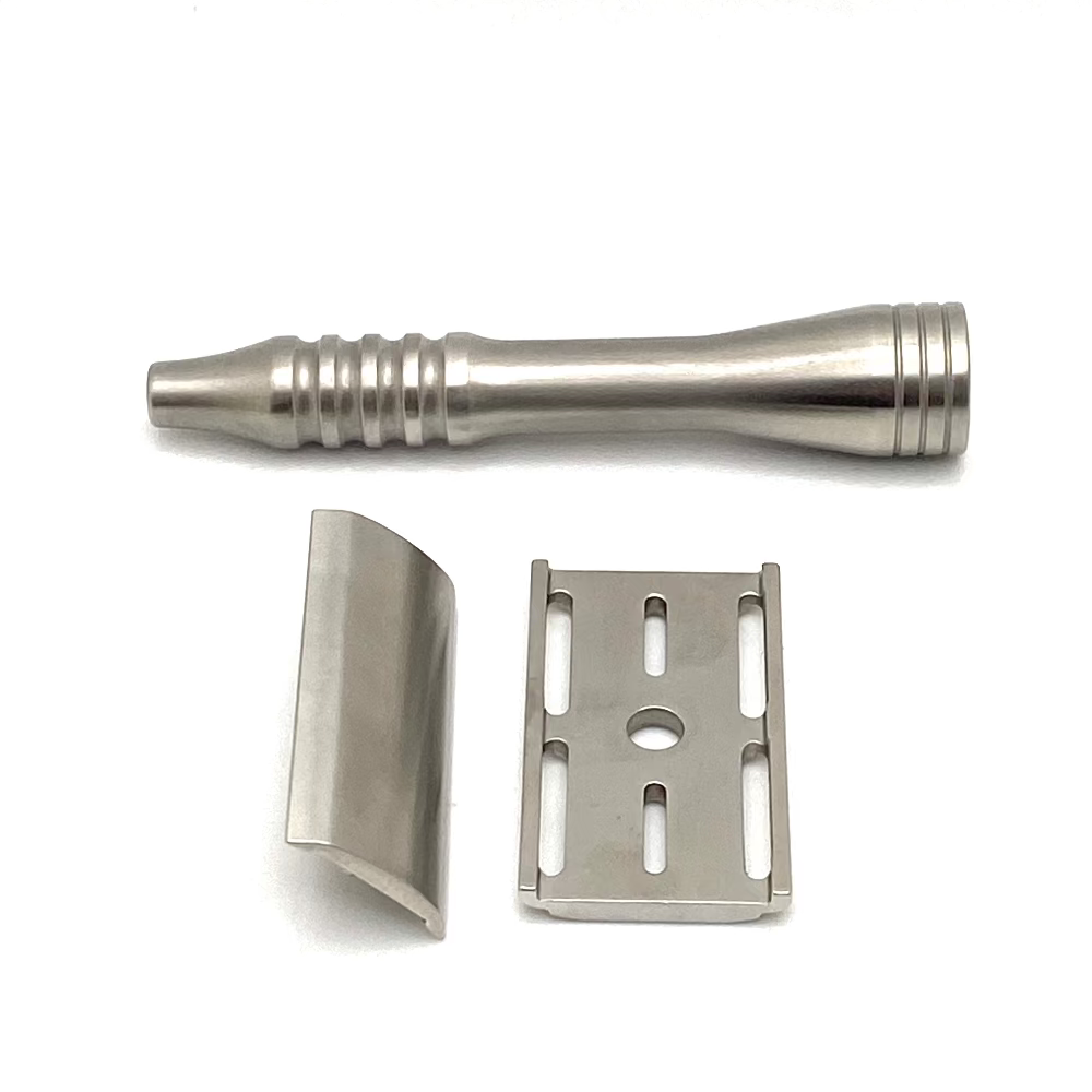Pre-Owned Polished Paradigm Salient Double Edged Safety Razor
