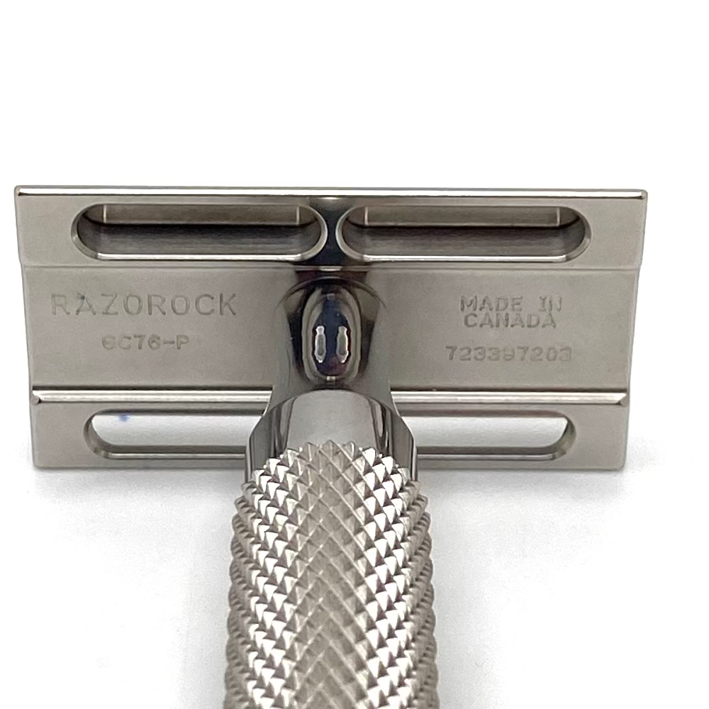 Pre-Owned RazoRock Game Changer .76 Double-Edge Safety Razor Bulldog Handle