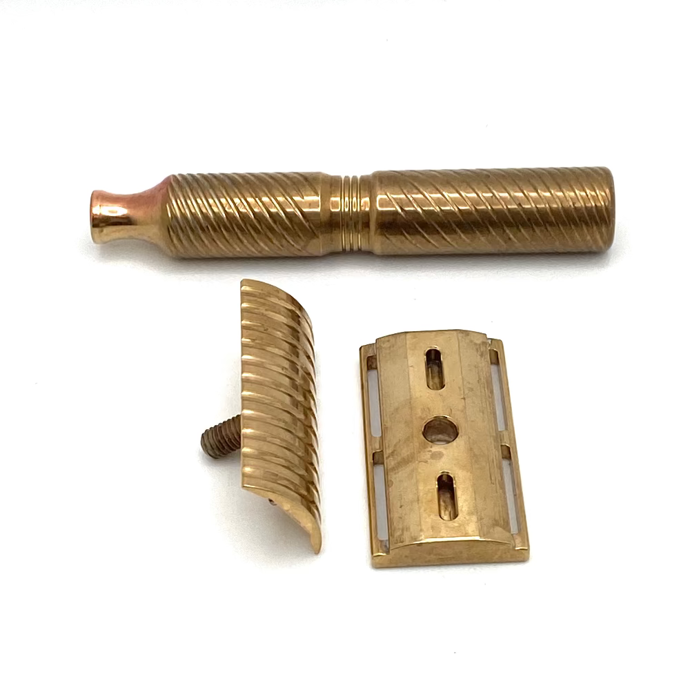 Pre-Owned Timeless Bronze Double Edge Safety Razor (2017)