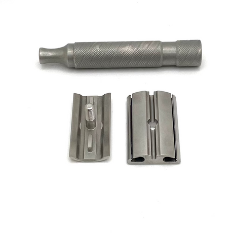 Pre-Owned Timeless Double Edge Safety Razor Blade Gap 0.68 (2017)