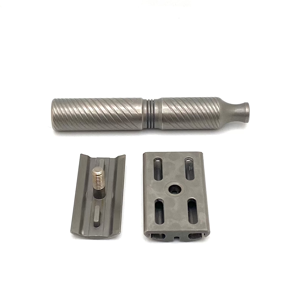 Pre-Owned Timeless Titanium Double Edge Safety Razor (2017)