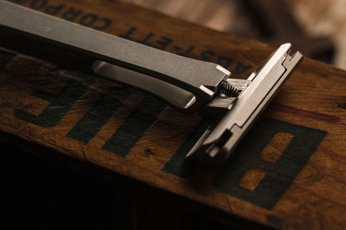Proof - Whiskey Razor - Single Edge Safety Razor