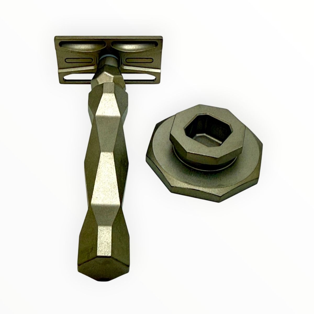 Shield Razors Titan Elite Series Defender Double Edge Safety Razor
