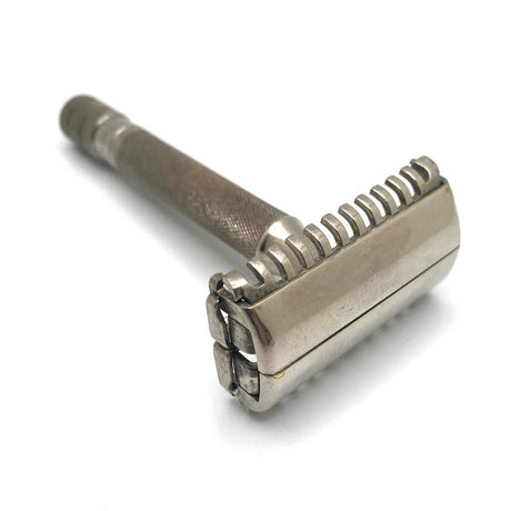 Vintage - Gillette Senator One Piece Twist To Open Safety Razor