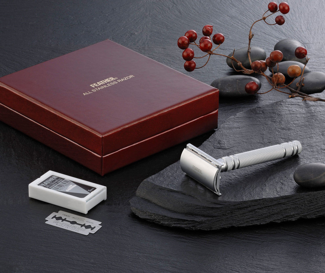 Feather Blue Razor Feather Razors & Blades: Japanese Precision Shaving – The Razor Company