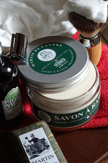 Martin de Candre Vetyver (vetiver) Shaving Soap 200g - Artisan Soap & 100% Vegan    Description LIMITED EDITION Martin de Candre Vetyver (Vetiver) Shaving Soap  Martin de Candre, artisan soap maker based in Fontevraud l’Abbaye, rural France, the maker of some of the worlds finest shaving soaps. Vétyver or Vetiver Shaving Soap benefits from a deep, masculine scent that has a light smokey base with lots of fragrant, grassy, greenery including lemongrass and citronella. Martin de Candre.